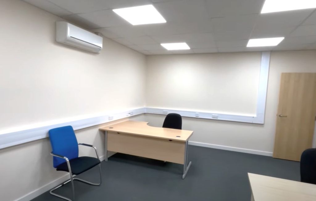 Serviced office to let in Howard Way, Newport Pagnell MK16, Non quoting