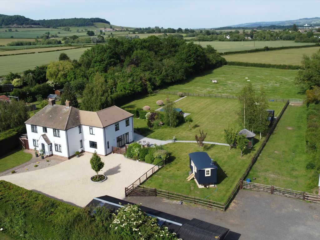 4 bed detached house for sale in Gretton Fields, Gretton, Cheltenham, Gloucestershire GL54, £1,450,000
