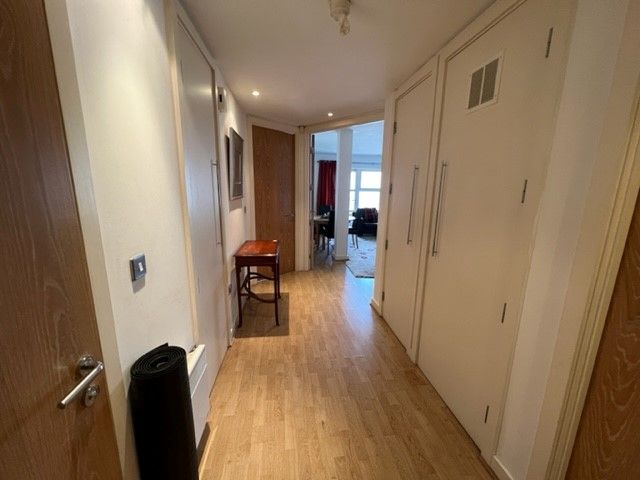2 bed flat to rent in Greyfriars Road, Cardiff CF10, £1,700 pcm
