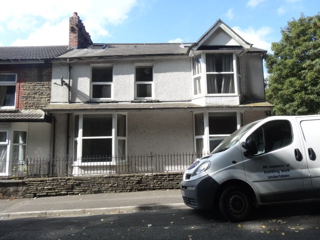 6 bed shared accommodation to rent in Lawn Terrace, Treforest, Pontypridd CF37, £520 pppm