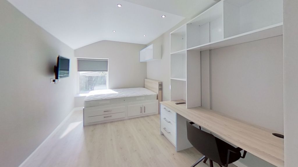 4 bed terraced house to rent in Kingsland Terrace, Treforest, Pontypridd CF37, £542 pppm