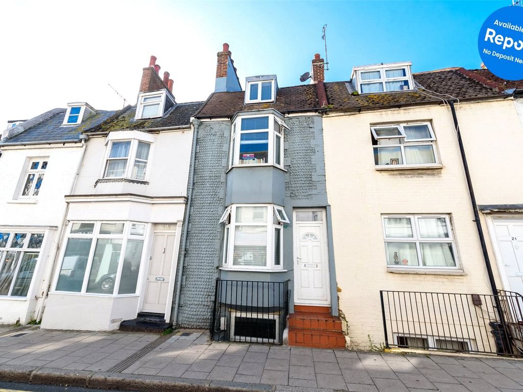5 bed terraced house to rent in George Street, Brighton BN2, £3,350 pcm