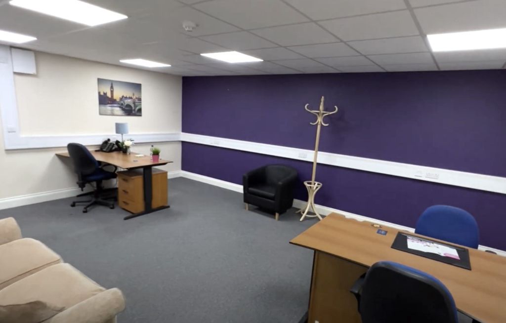 Serviced office to let in Howard Way, Newport Pagnell MK16, Non quoting