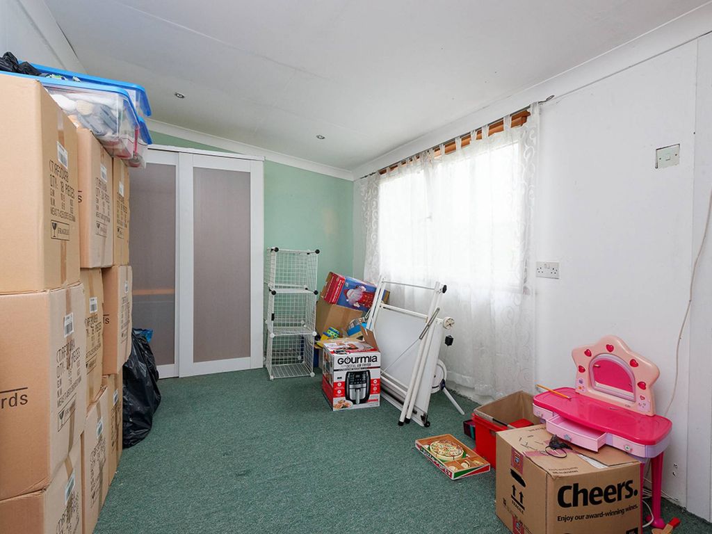 4 bed cottage for sale in Calder Avenue, Coatbridge ML5, £375,000