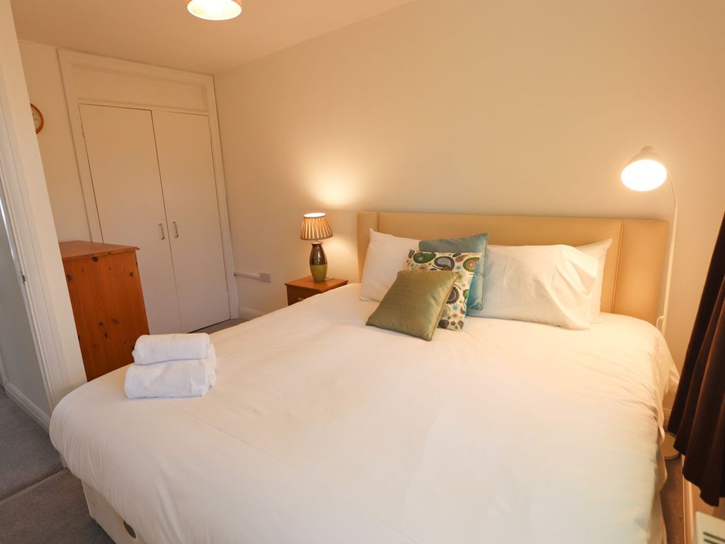 2 bed flat to rent in Avon Way, Bristol BS9, £2,800 pcm