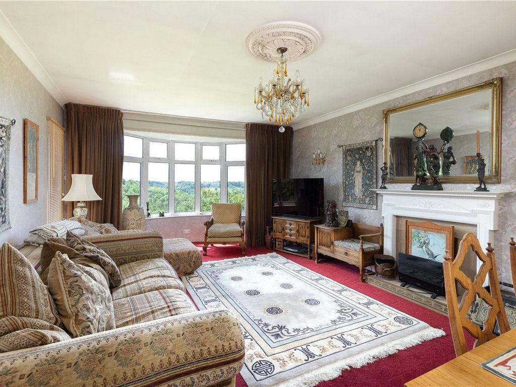 3 bed flat for sale in North Road, Bath BA2, £595,000