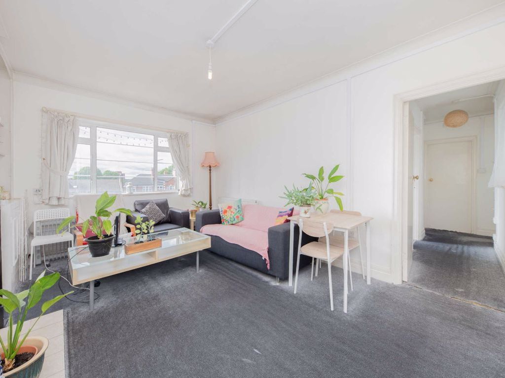 2 bed flat for sale in Barons Keep, Gliddon Road, London W14, £450,000