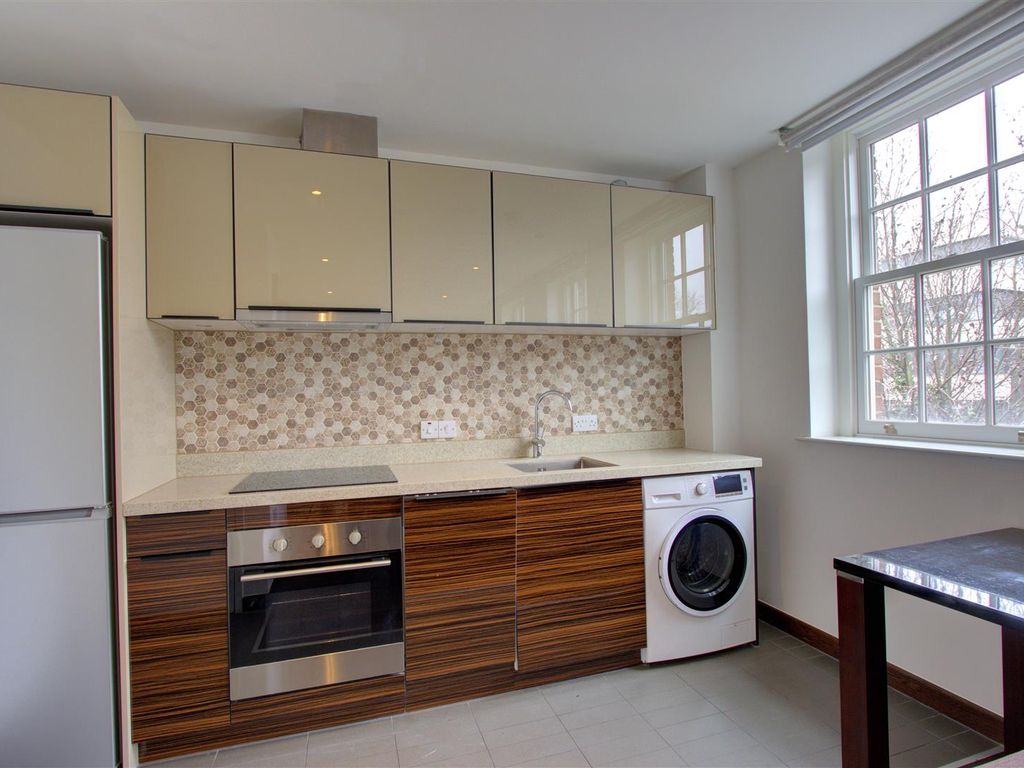 1 bed flat to rent in King Henry Terrace, Sovereign Court, Wapping E1W, £1,647 pcm