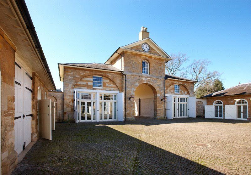 7 bed detached house to rent in Tyringham Hall, Tyringham, Newport Pagnell, Buckinghamshire MK16, £7,950 pcm