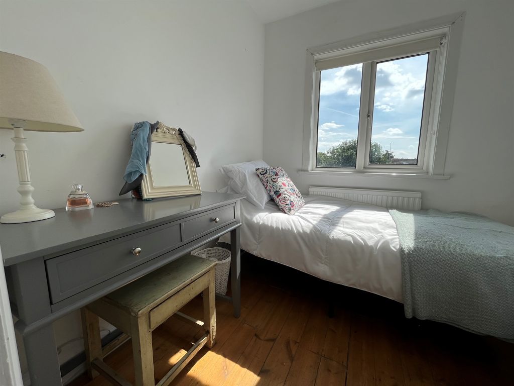 3 bed semi-detached house for sale in Deanshanger Road, Old Stratford, Milton Keynes MK19, £400,000