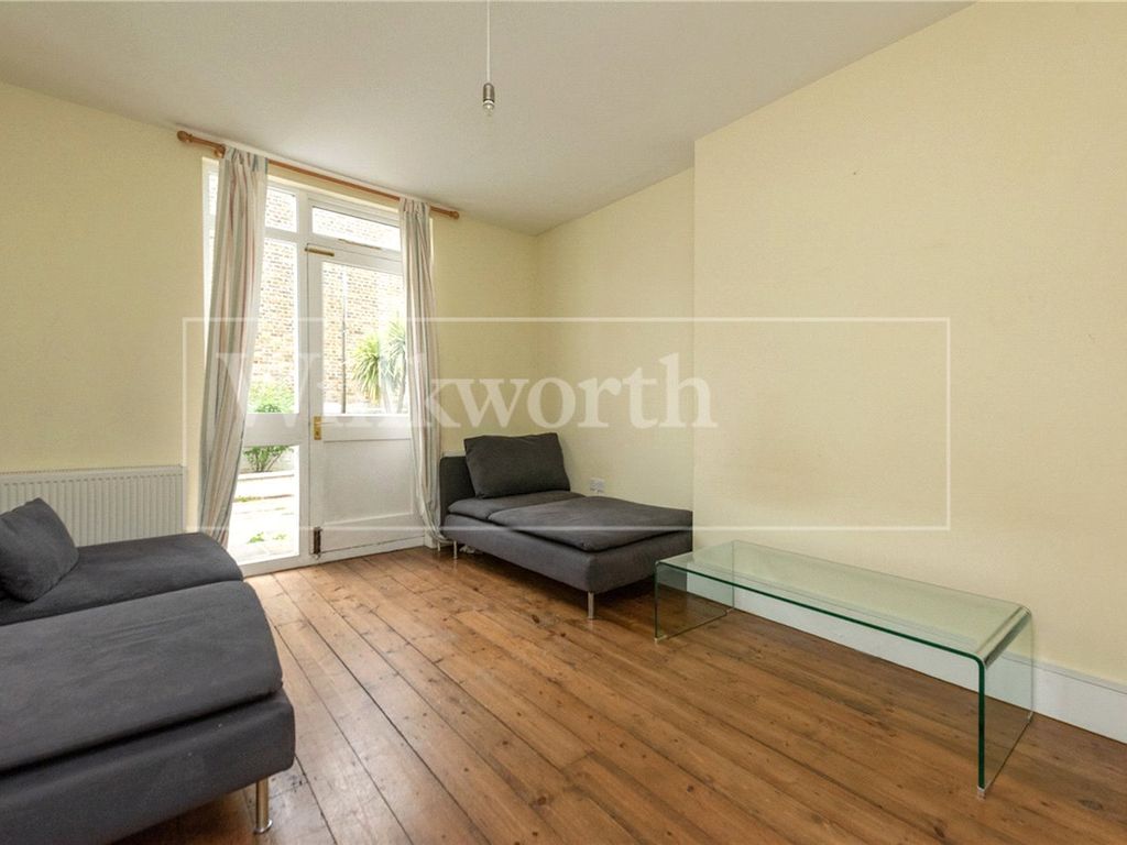 2 bed flat to rent in College Road, London NW10, £2,250 pcm