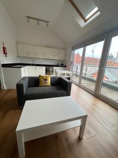 1 bed flat to rent in Town Hall, Bexley Square, Saldord, Manchester M3, £1,070 pcm
