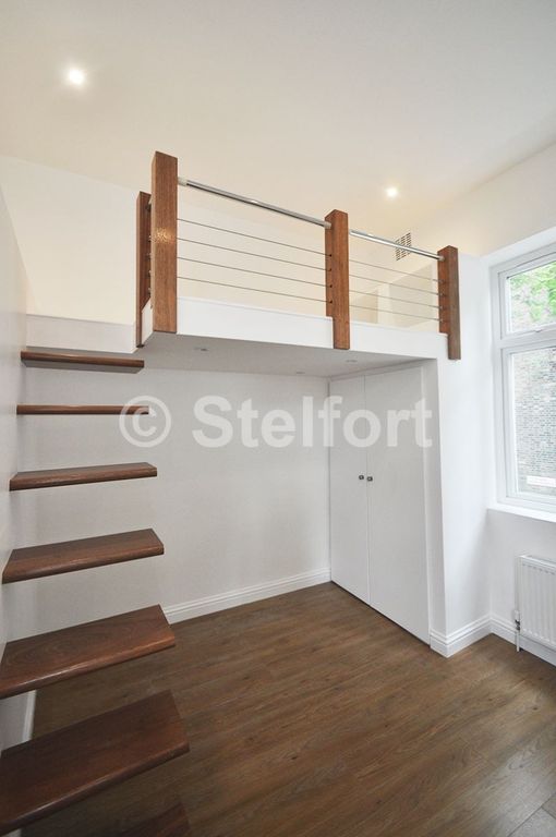 Studio to rent in Junction Road, London N19, £1,350 pcm