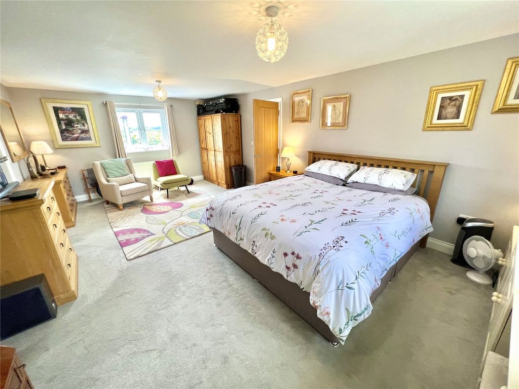 6 bed detached house for sale in Aberporth, Ceredigion SA43, £795,000