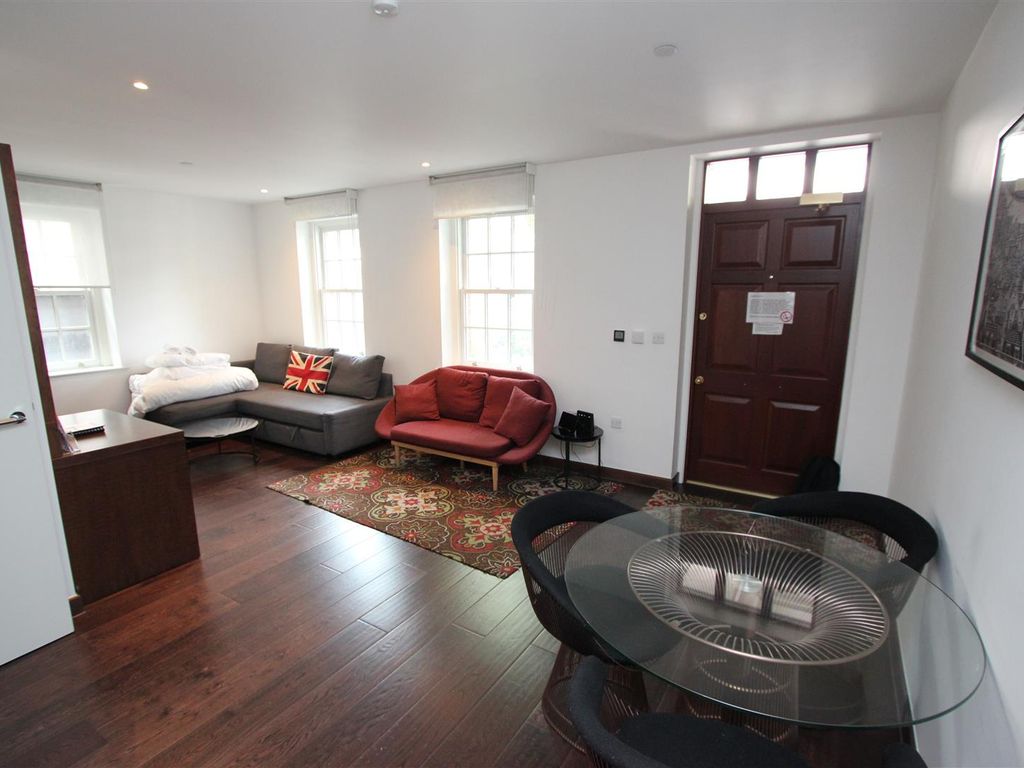 2 bed flat to rent in King Henry Terrace, Sovereign Court, Wapping E1W, £1,950 pcm