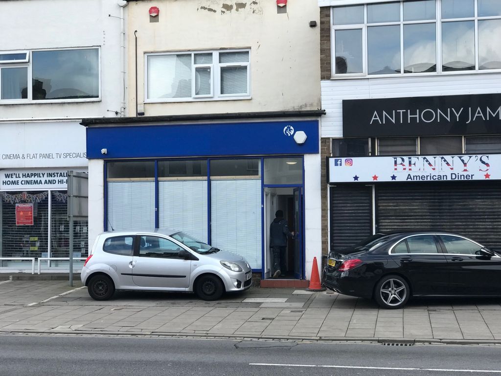 Retail premises to let in Borough Road, Middlesbrough TS1, £11,000 pa