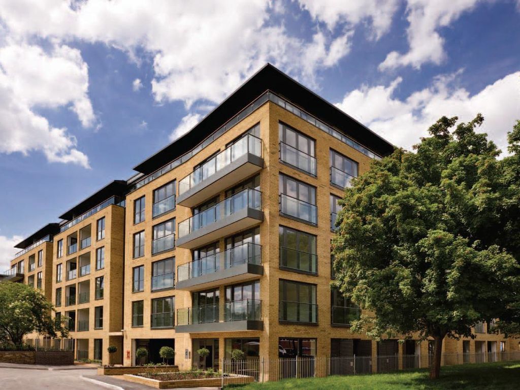2 bed flat for sale in St Williams Court, Gifford Street, Islington N1, £748,000