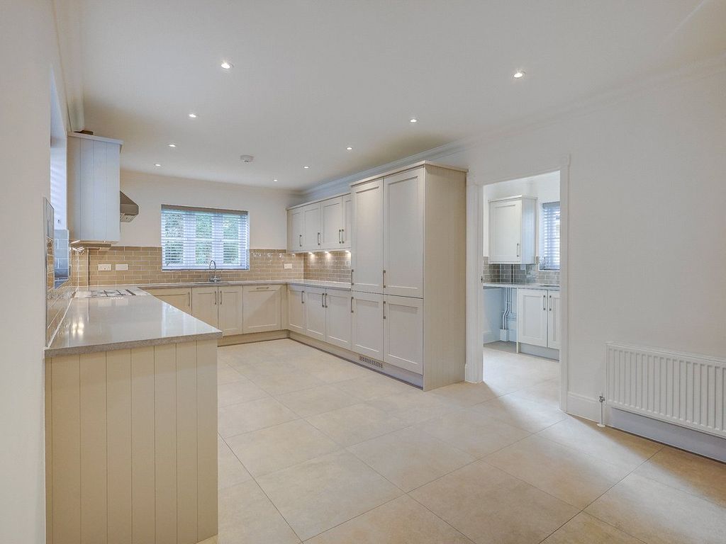 New home, 5 bed detached house for sale in Woodlands Meadow, 18 Bowyers Road CM6, £895,000