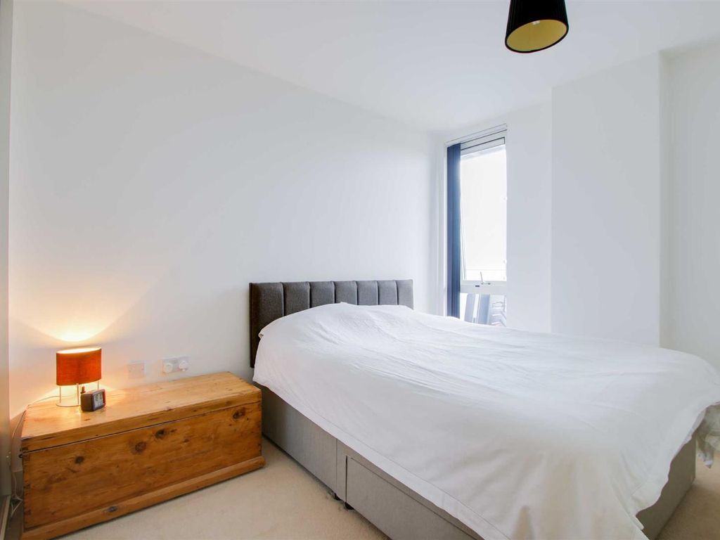 1 bed flat for sale in Mortimer Square, Milton Keynes MK9, £198,000