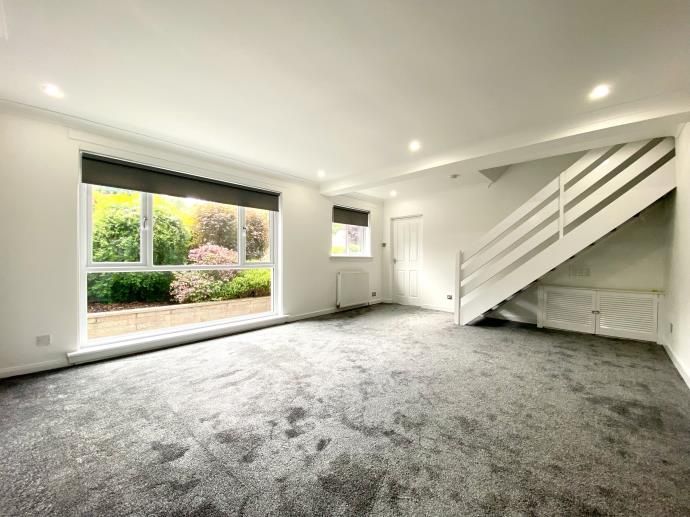 3 bed detached house to rent in Laverock Avenue, Hamilton ML3, £1,600 pcm