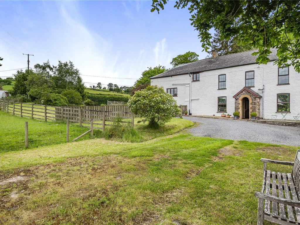 9 bed detached house for sale in Talyllyn, Brecon, Powys LD3, £900,000