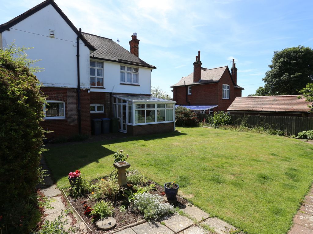 3 bed detached house for sale in Thornley Road, Felixstowe IP11, £525,000
