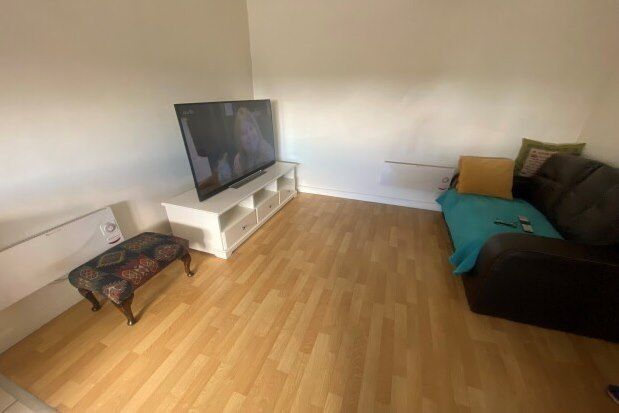 2 bed flat to rent in 130 Hawthorn Road, Birmingham B44, £795 pcm