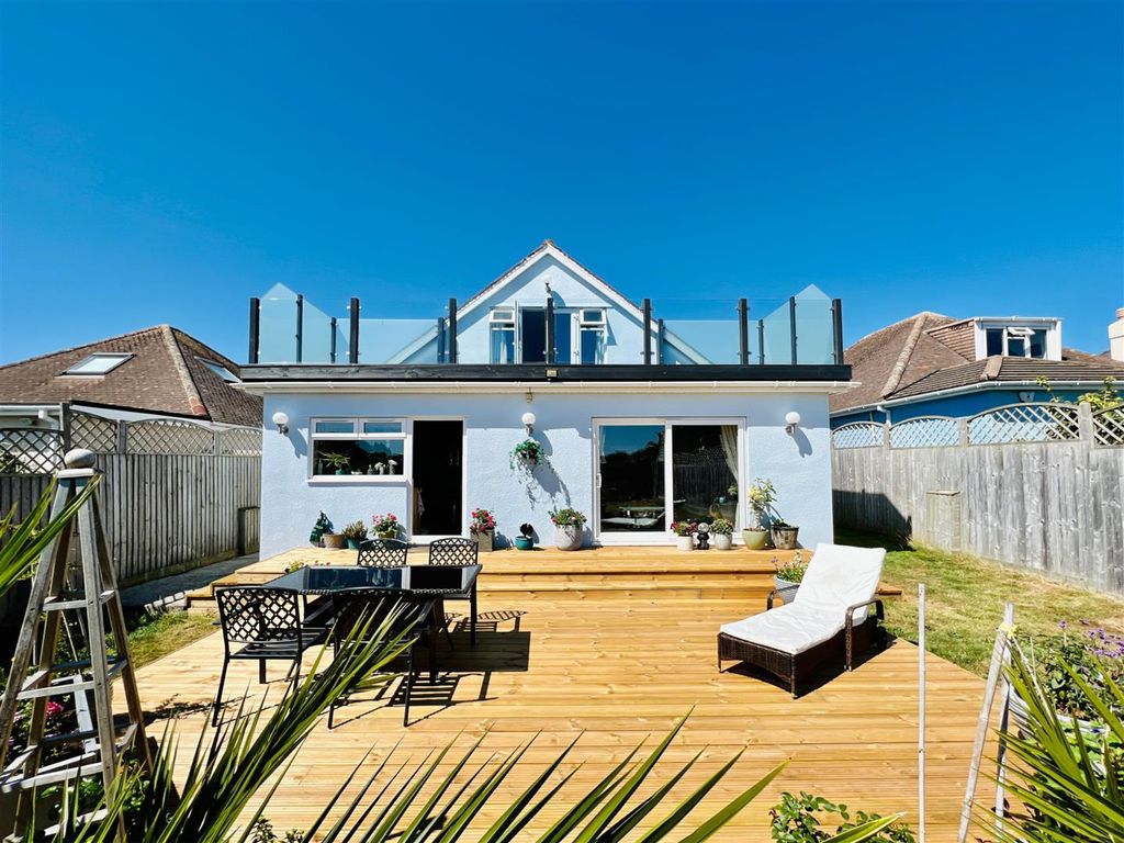 5 bed detached house for sale in Higher Ranscombe Road, Brixham TQ5, £525,000