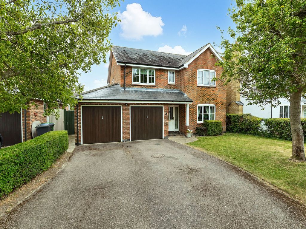 4 bed detached house for sale in Fortune Way, Bassingbourn SG8, £600,000