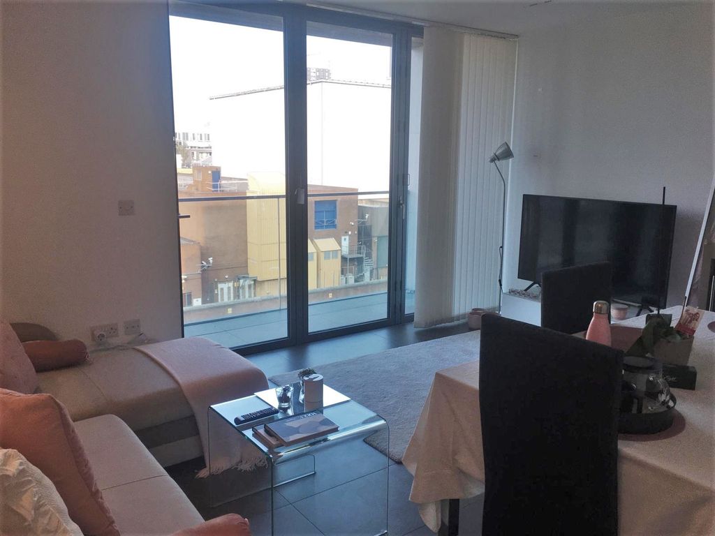 1 bed flat for sale in Lexicon, Book House, City Road, London EC1V, £650,000