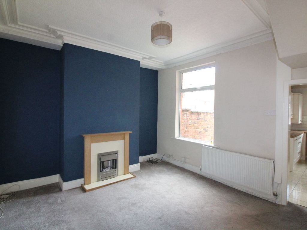 3 bed terraced house to rent in Lowther Street, Ashton-On-Ribble, Preston PR2, £1,070 pcm