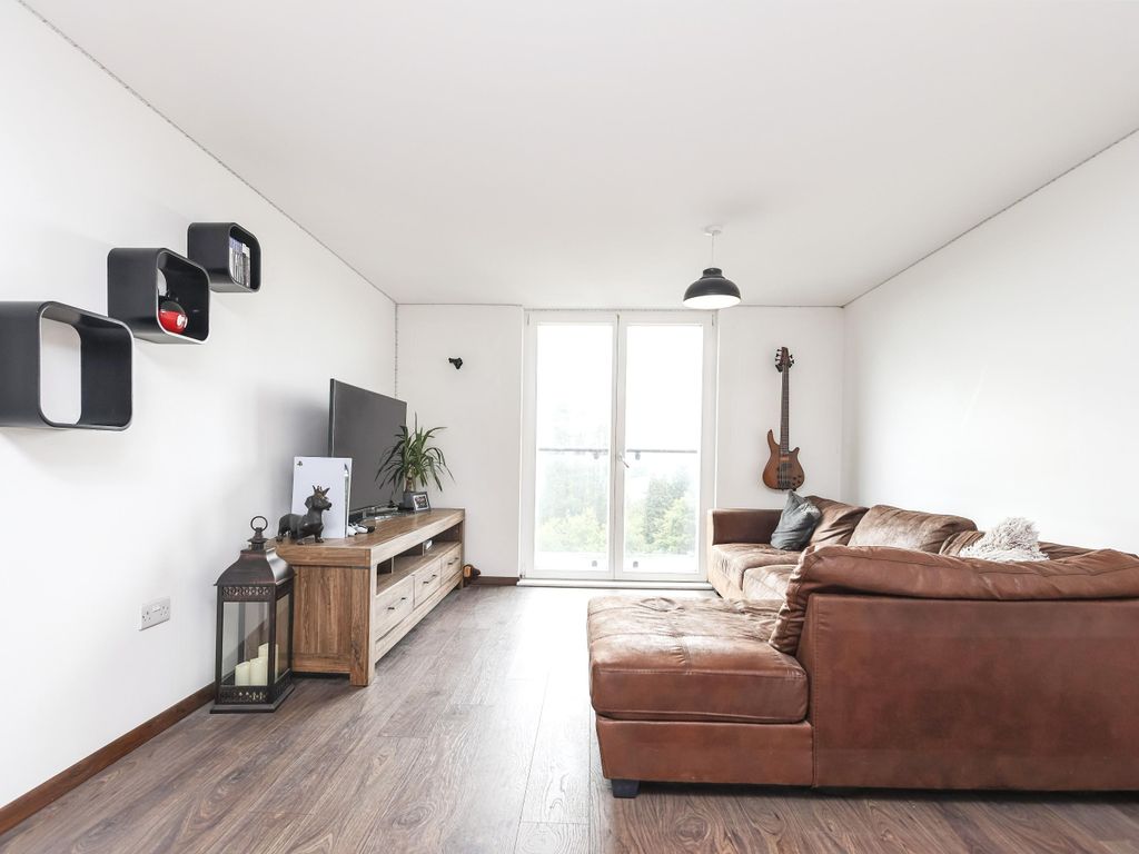 1 bed flat for sale in 56 New Coventry Road, Birmingham B26, £120,000