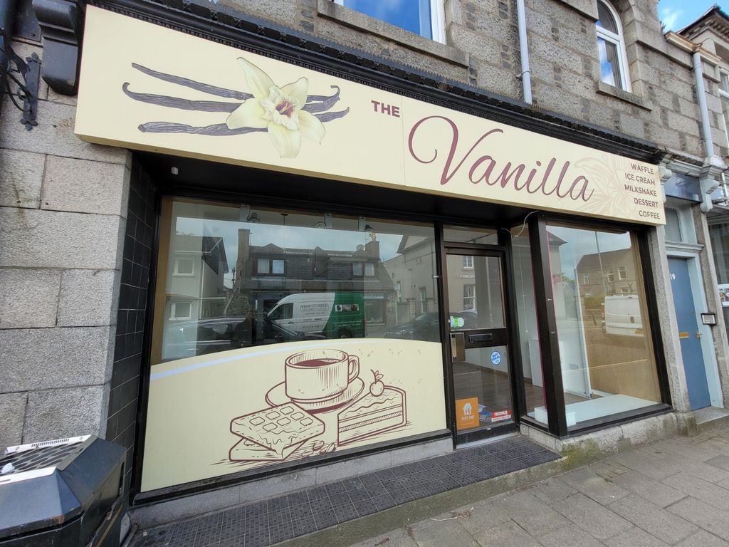 Retail premises to let in West High Street, Inverurie AB51, £18,000 pa