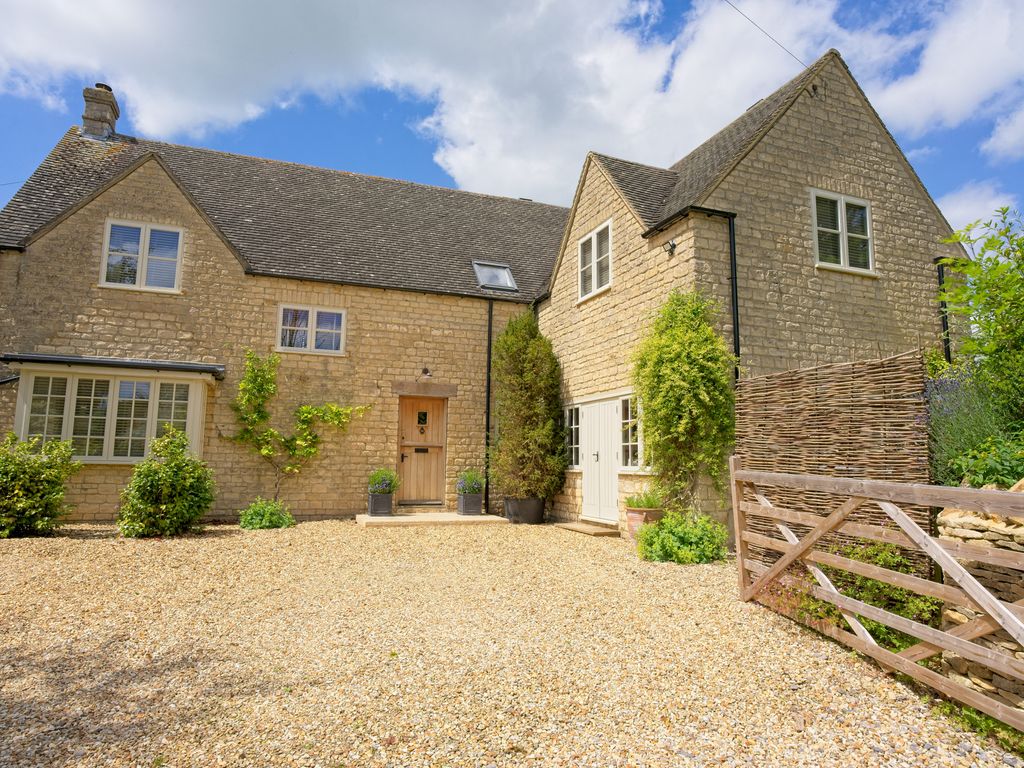 5 bed country house to rent in Taston, Chipping Norton OX7, £5,000 pcm