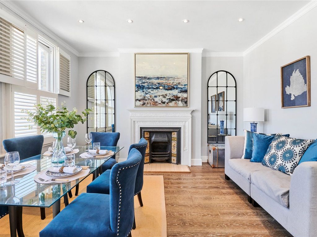 3 bed flat for sale in Radipole Road, London SW6, £1,100,000