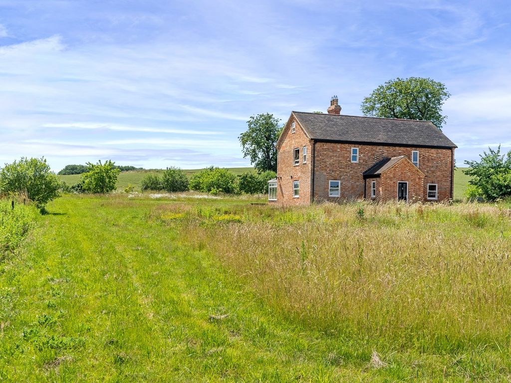 5 bed detached house for sale in Catworth Farm Lane, Catworth, Huntingdon PE28, £650,000