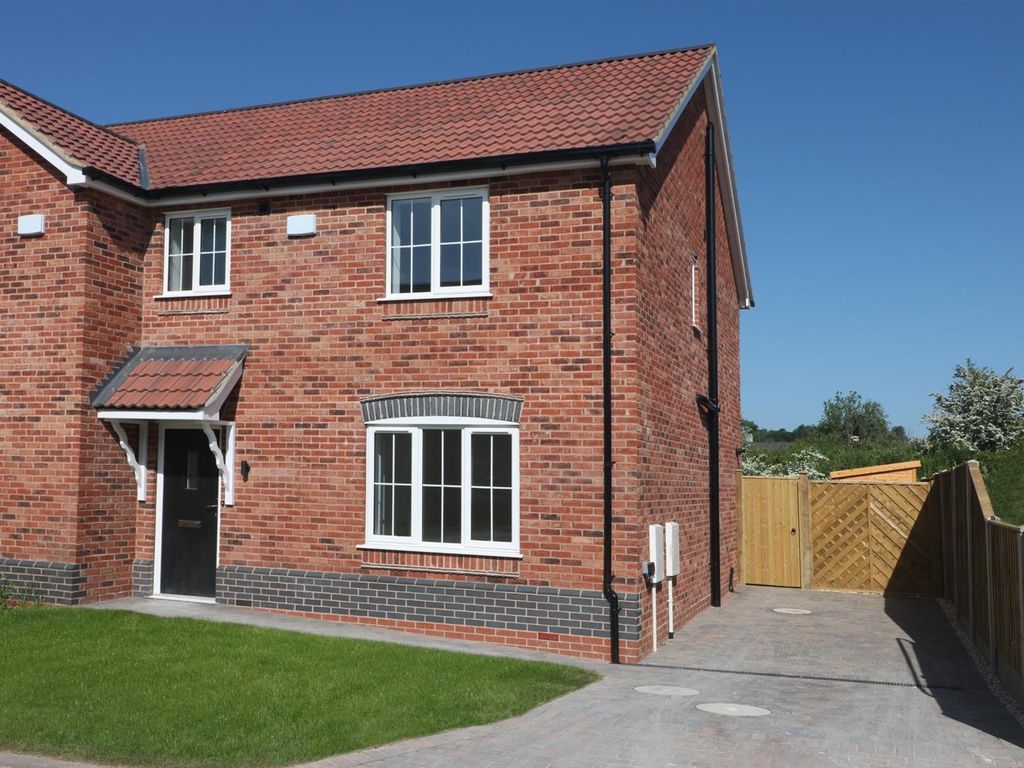 New home, 3 bed semi-detached house for sale in Plot 15, The Canterbury, The Sidings DN38, £151,960