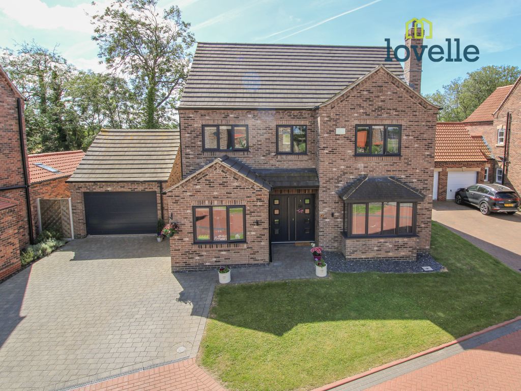6 bed detached house for sale in Oakfield Lane, Waltham DN37, £550,000