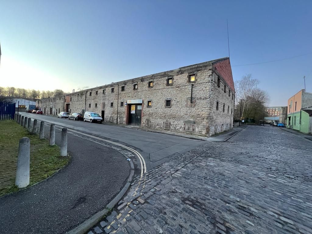 Light industrial to let in The Old Jail, Willway Street, Bristol, City Of Bristol BS3, £540,000 pa