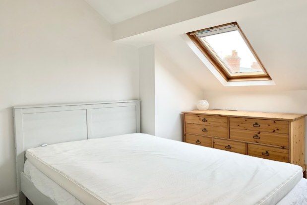 Room to rent in 110 Bunbury Street, Nottingham NG2, £525 pcm