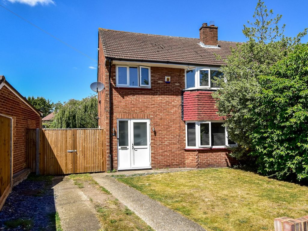 3 bed semi-detached house for sale in Whitehouse Way, Iver Heath SL0, £575,000