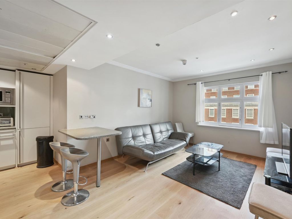 1 bed flat for sale in North Row, Mayfair, London W1K, £1,500,000