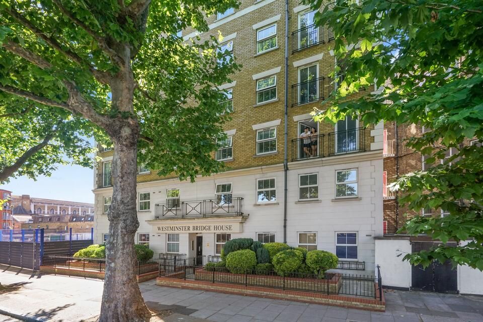 1 bed flat for sale in Lambeth Road, London SE1, £425,000
