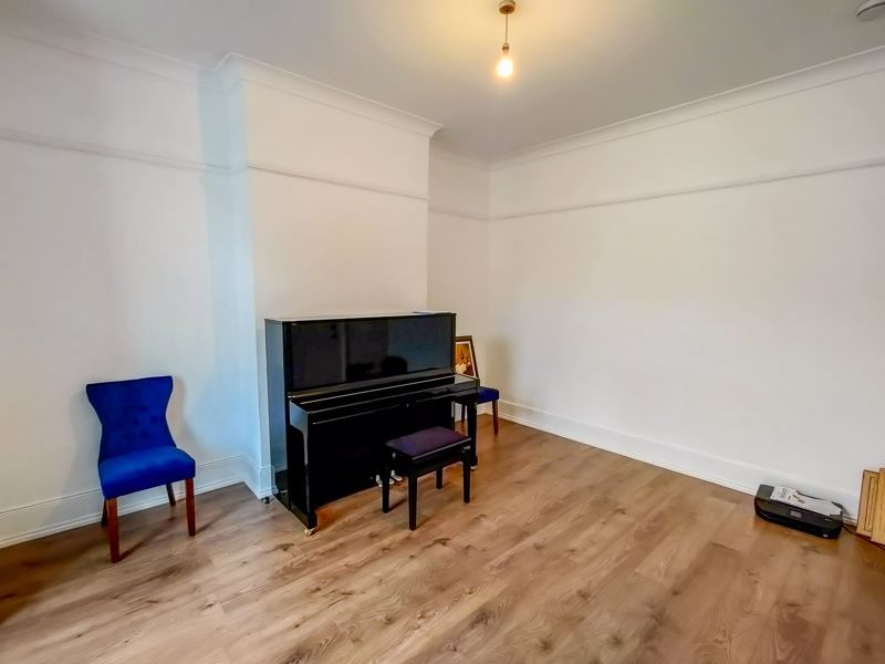 7 bed town house for sale in Elmdene Road, London SE18, £750,000