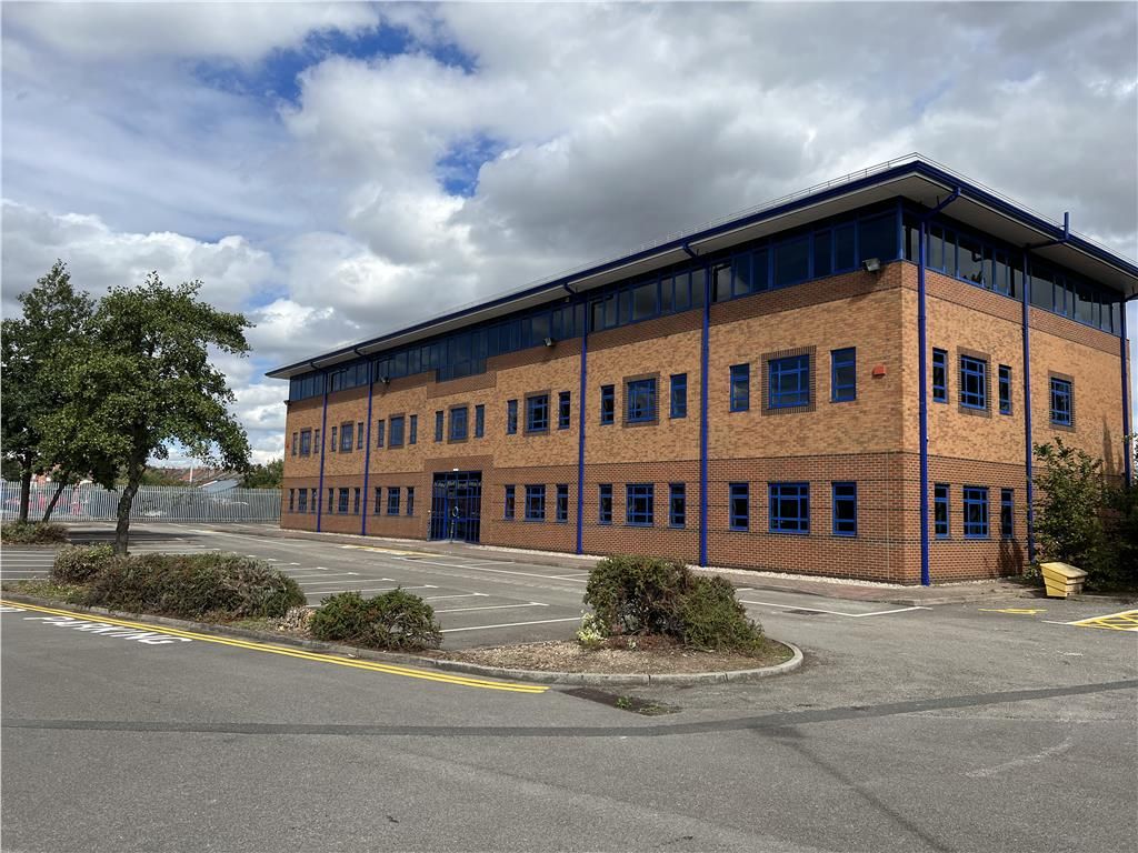 Office to let in Middle Bank House, Middle Bank, Doncaster DN4, Non quoting