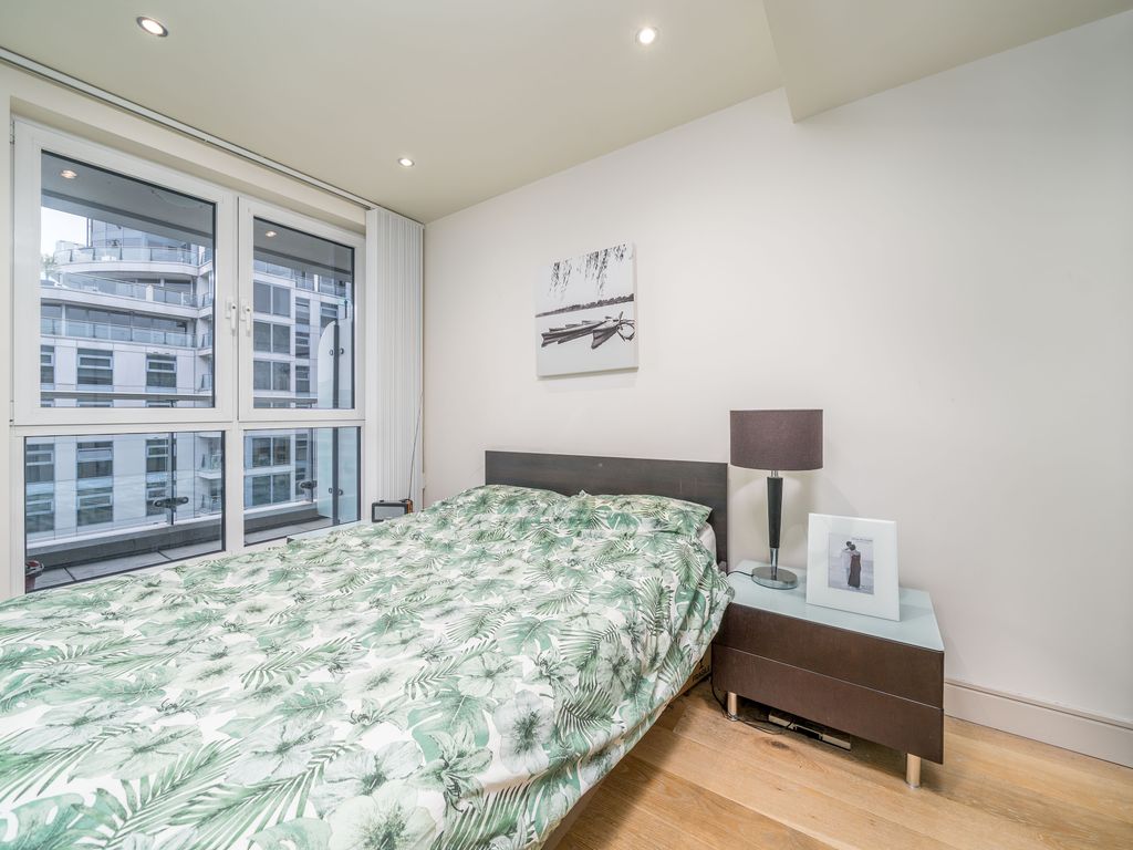 1 bed flat for sale in Townmead Road, London SW6, £550,000