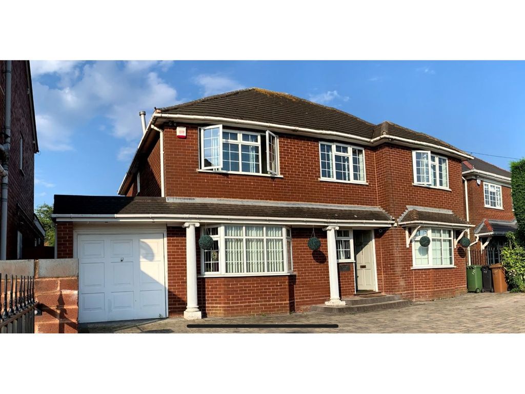 4 bed detached house for sale in Chester Road, Brownhills, Walsall WS8, £450,000