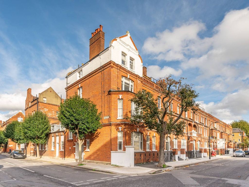 2 bed flat for sale in Perham Road, Barons Court, London W14, £550,000