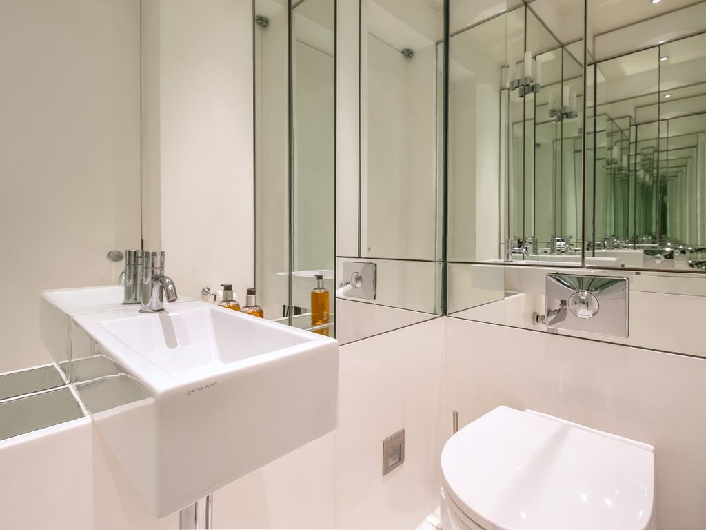 3 bed flat for sale in Kensington Gore, London SW7, £3,150,000