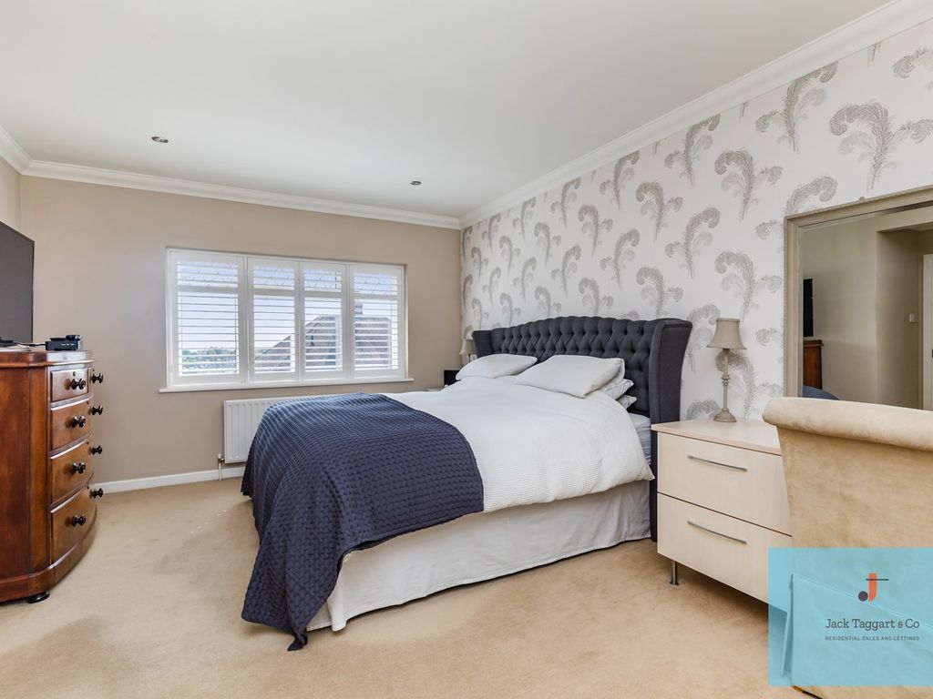 5 bed detached house for sale in Elizabeth Avenue, Hove BN3, £1,000,000
